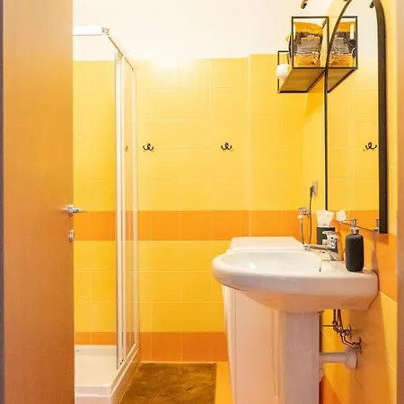 Apartment La Casa Di Claudio Incantevole In Centro Como